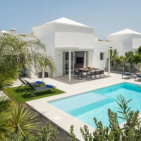 Villa Sunrise By Buenavilla *